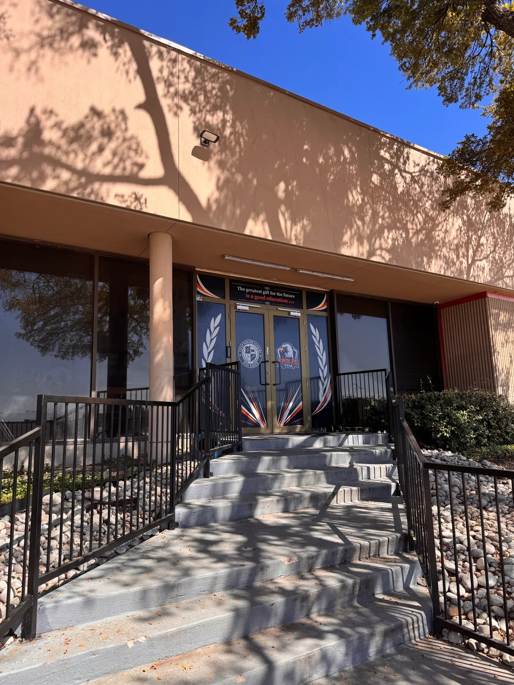 Front entrance of Texas Horizon Academy